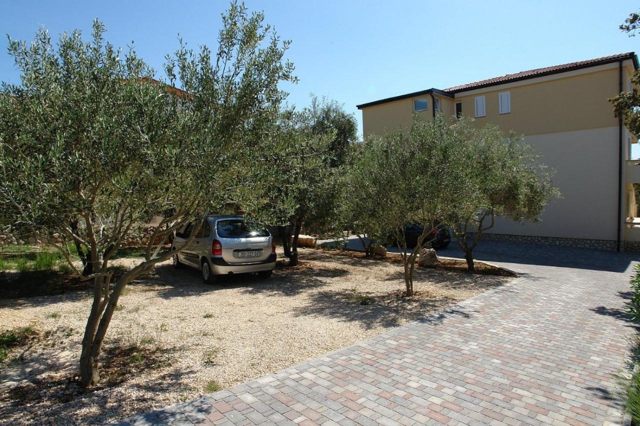 Apartments With A Parking Space Mandre, Pag - 18748 科兰 外观 照片